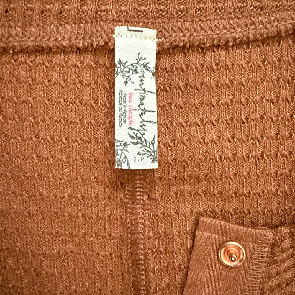 Free People Intimately One of the Girls Waffle Henley size small - Picture 6 of 8